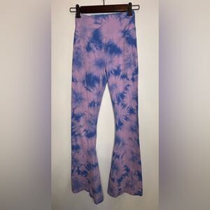 PINK Victoria's Secret Tie-Dye Leggings - Blue and Pink